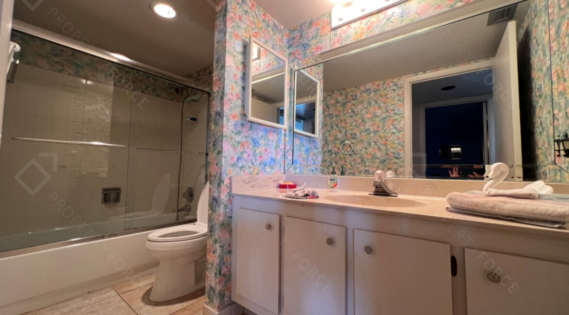 Photo Aug 15 2025, 13 07 44