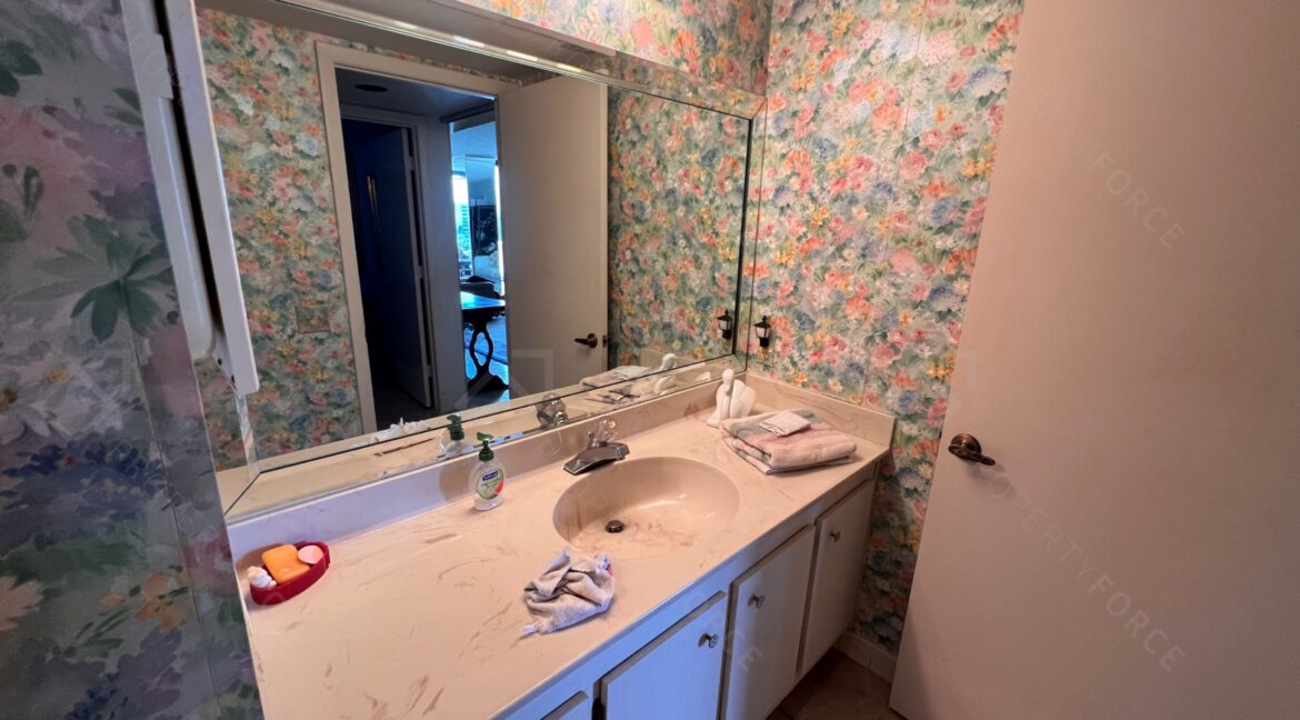 Photo Aug 15 2025, 13 08 02