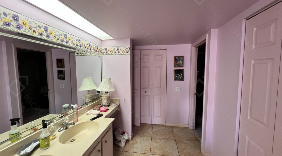 Photo Aug 15 2025, 13 09 23