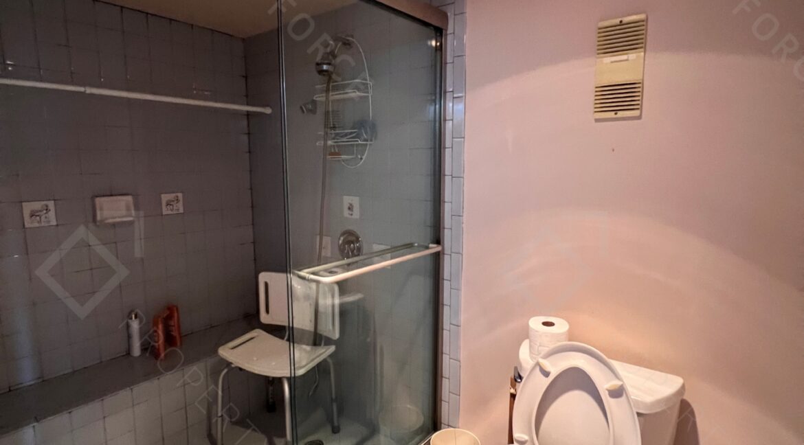 Photo Aug 15 2025, 13 09 59