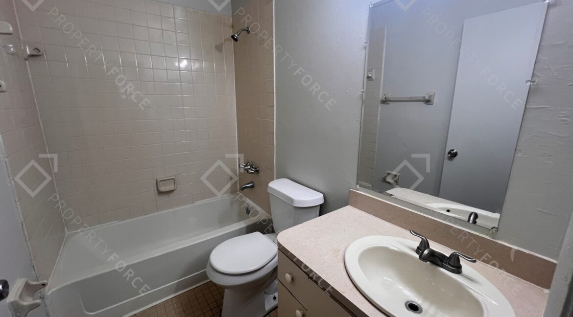 14118 SW 263rd Ln #8, Homestead, FL 33032 (24)