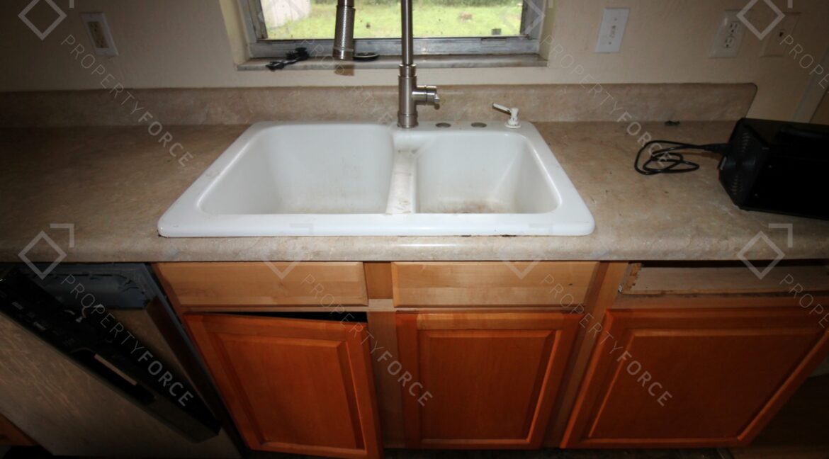 1644 W Pinion Ln Dunnellon, FL 34434 (17)