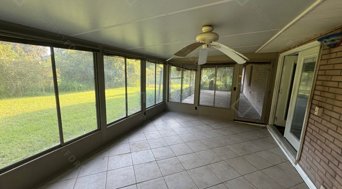 20805 SE 162nd Ave Hawthorne, FL 32640 (37)