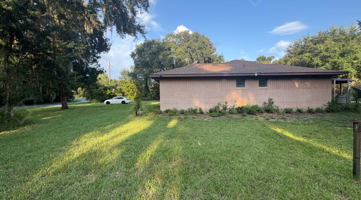 20805 SE 162nd Ave Hawthorne, FL 32640 (6)