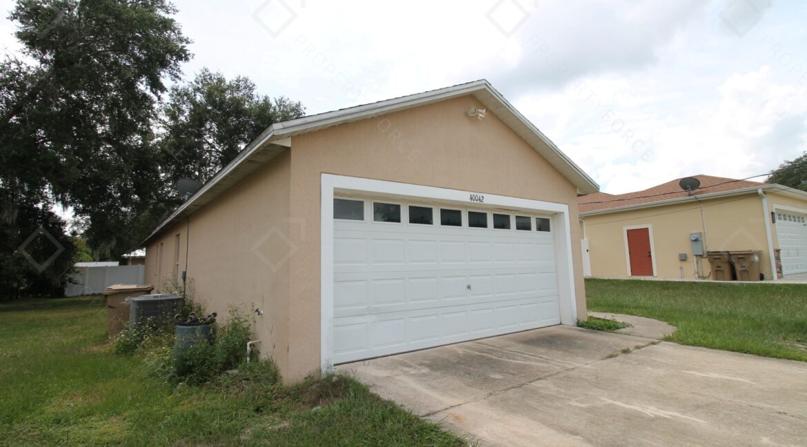 40042 Palm St Lady Lake, FL 32159 (3)