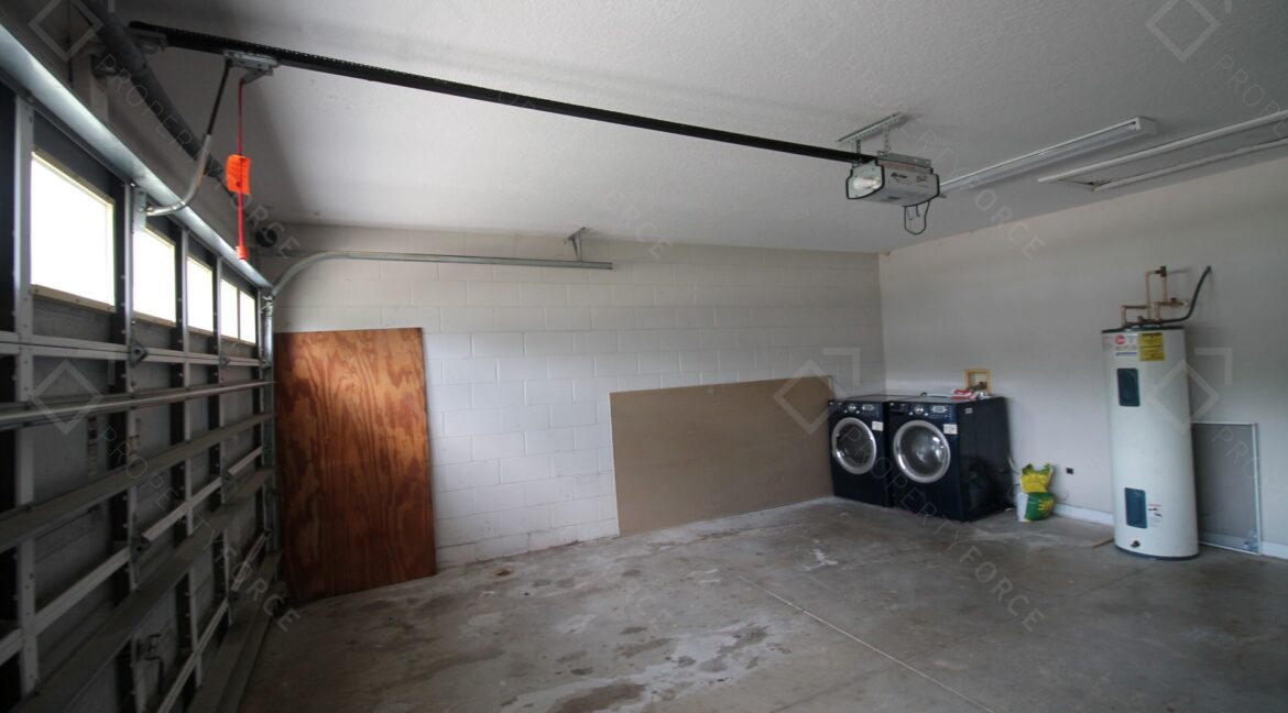 40042 Palm St Lady Lake, FL 32159 (58)