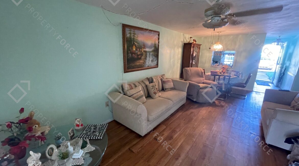 4222 Terrapin Pl New Port Richey, FL 34652- (79)