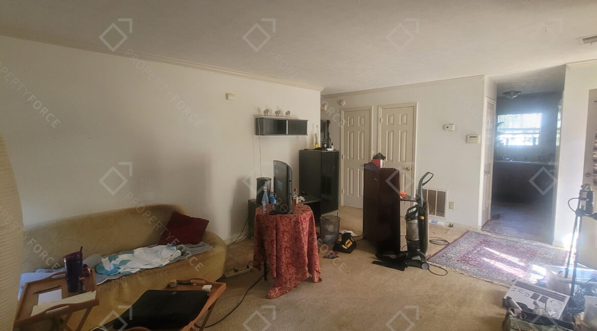 6429 Bedford Ln, Lithonia, GA 30058 (18)