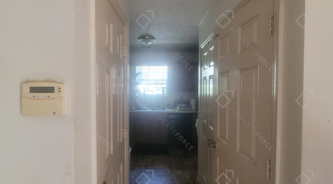 6429 Bedford Ln, Lithonia, GA 30058 (22)