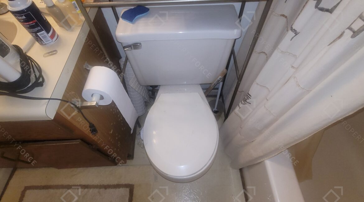 6429 Bedford Ln, Lithonia, GA 30058 (42)