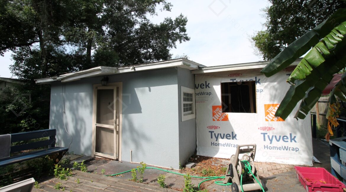 9315 N 16th St, Tampa, FL 33612 (10)