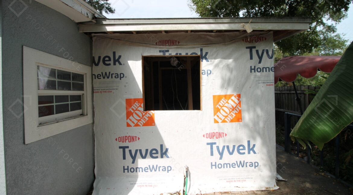 9315 N 16th St, Tampa, FL 33612 (11)