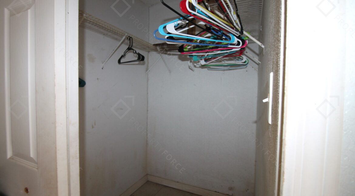 9315 N 16th St, Tampa, FL 33612 (59)