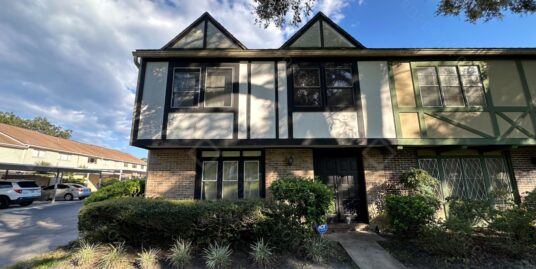 8182 Trafalgar Sq Jacksonville, FL 32217