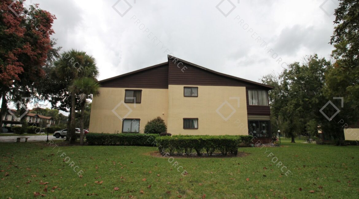 513 Fairways Cir #B, Ocala, FL 34472 (2)