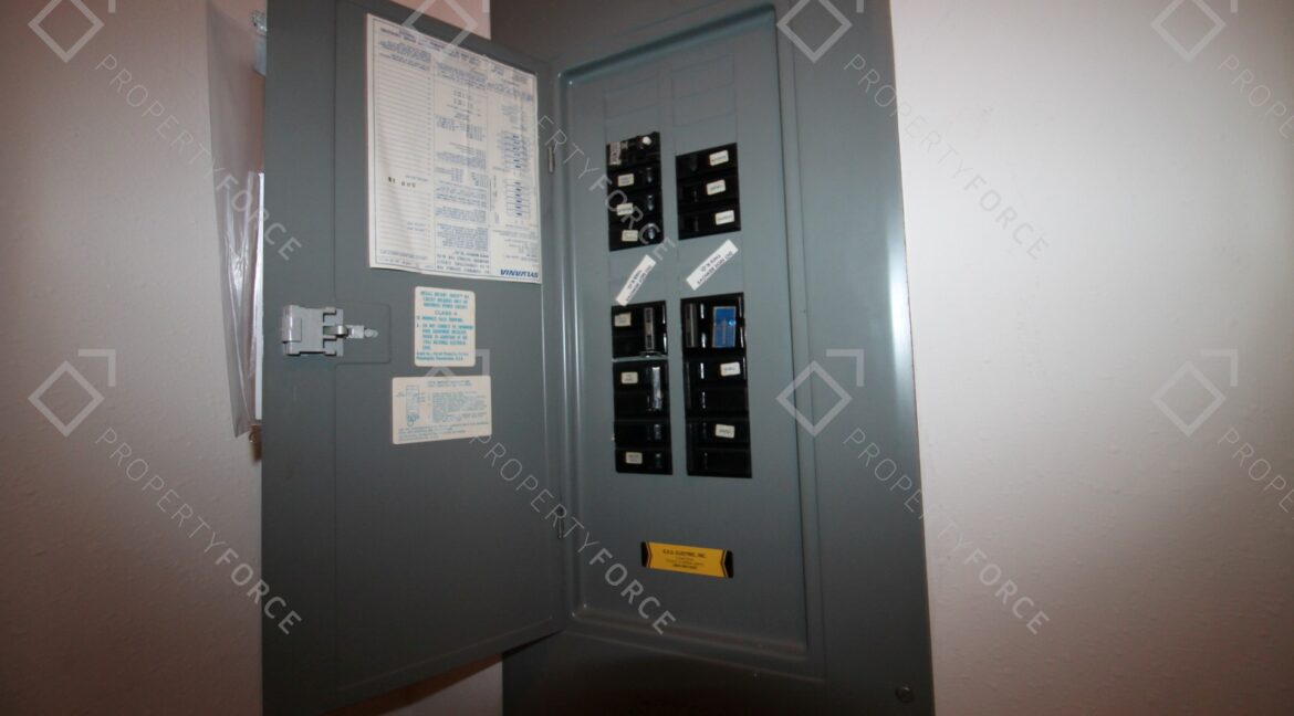 513 Fairways Cir #B, Ocala, FL 34472 (28)