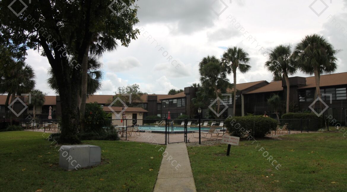 513 Fairways Cir #B, Ocala, FL 34472 (41)