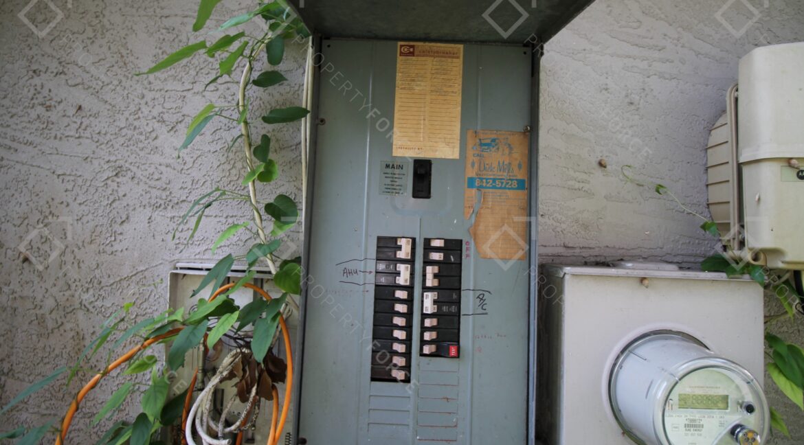 6315 Butte Ave, New Port Richey, FL 34653 (23)