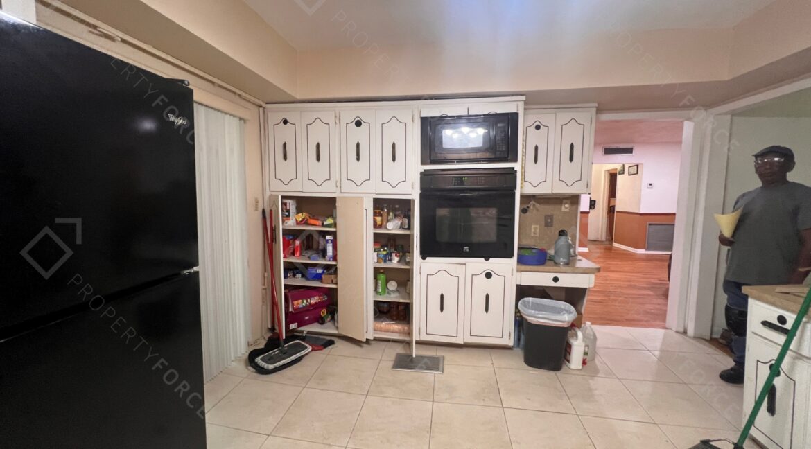 Photo Oct 03 2025, 10 46 25