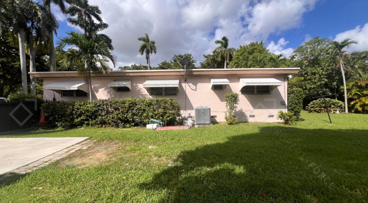 Photo Oct 03 2025, 10 54 48