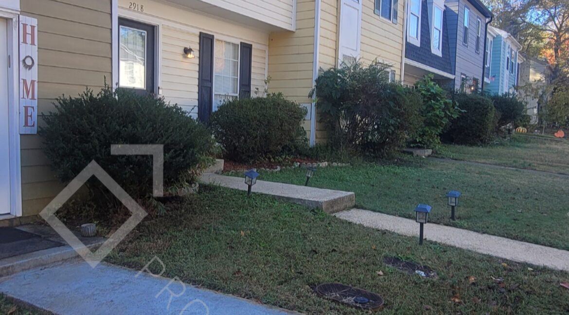 2920 Aspen Woods Entry Atlanta, GA 30360 (3)