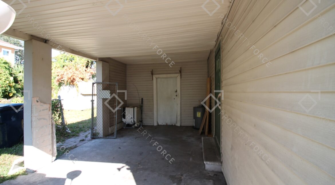 6425 S Richard Ave, Tampa, FL 33616 (21)