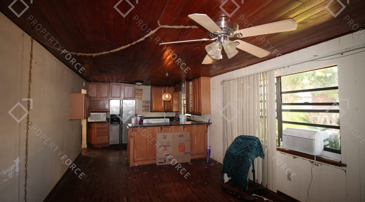 6425 S Richard Ave, Tampa, FL 33616 (52)