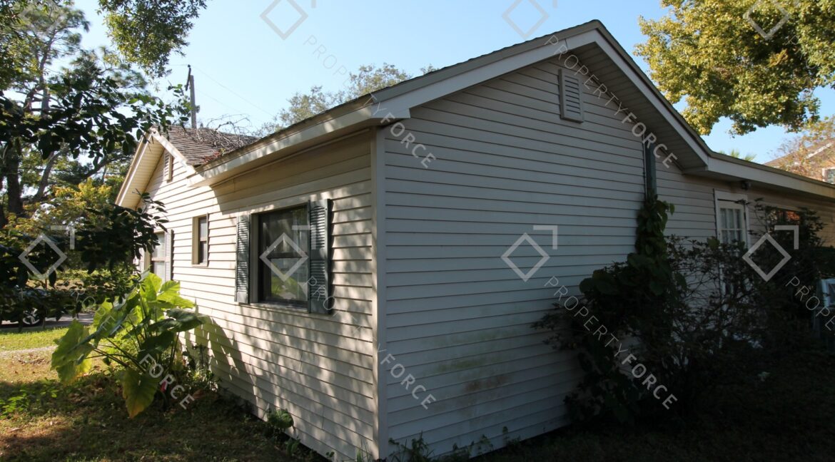 6425 S Richard Ave, Tampa, FL 33616 (9)