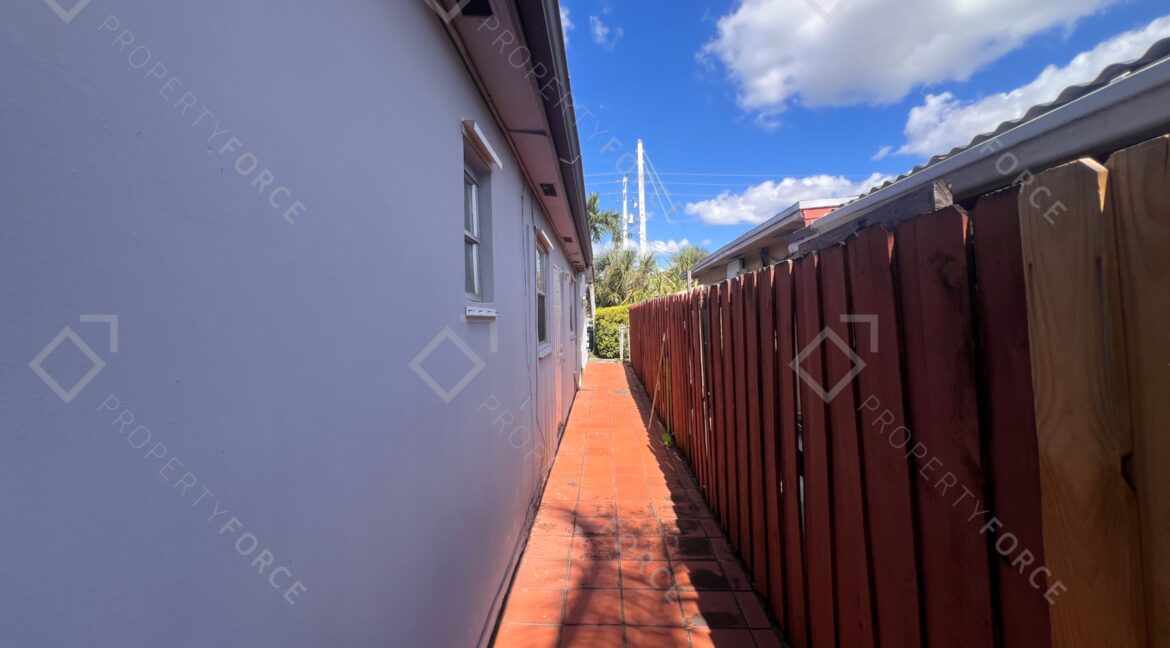 Photo Nov 15 2025, 11 42 16