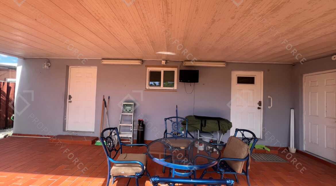 Photo Nov 15 2025, 11 43 06