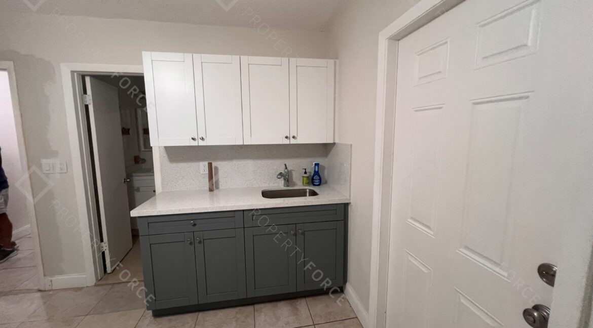 Photo Nov 15 2025, 11 48 32