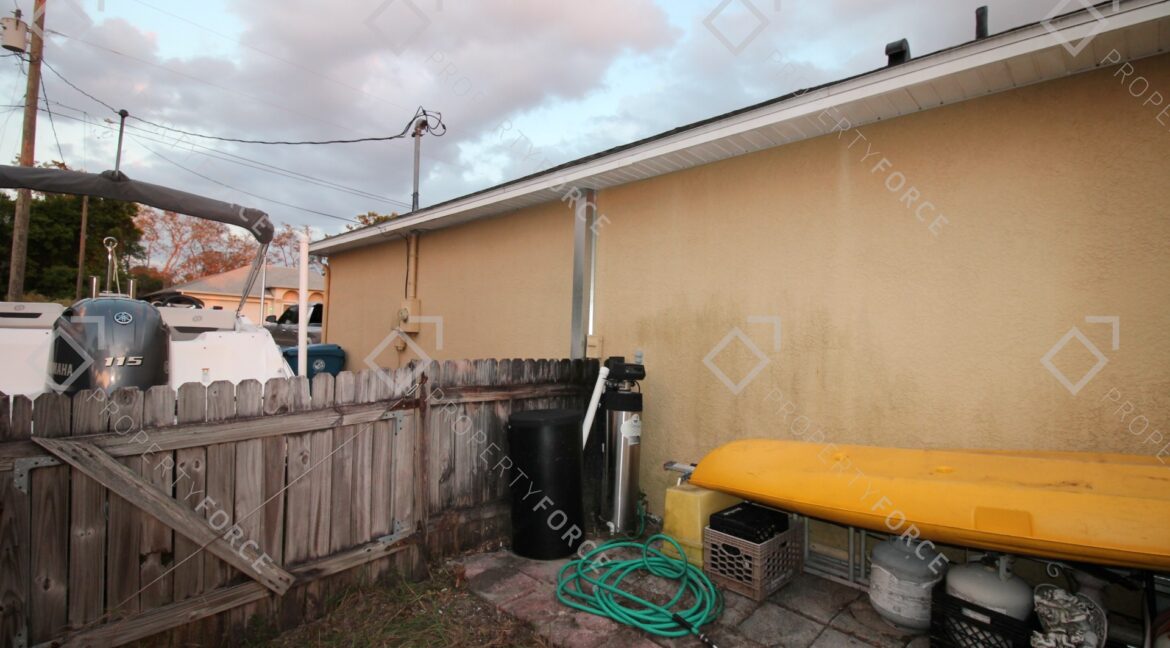 307 Plumtree Ave Spring Hill, FL 34606 (11)