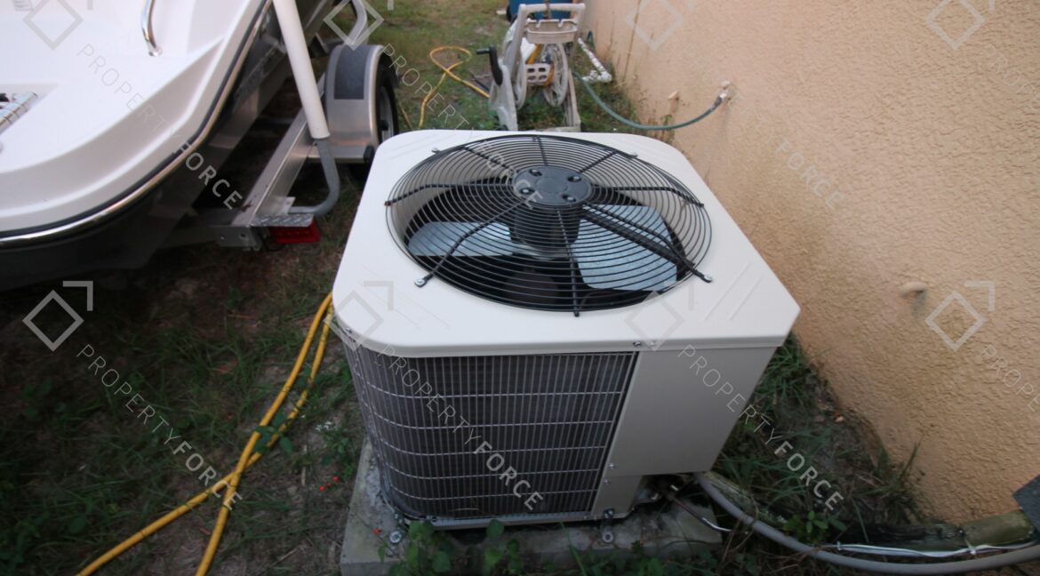 307 Plumtree Ave Spring Hill, FL 34606 (12)