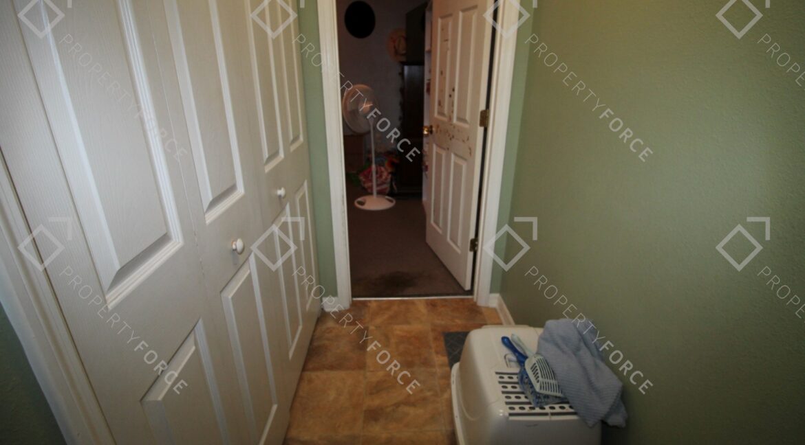 307 Plumtree Ave Spring Hill, FL 34606 (42)