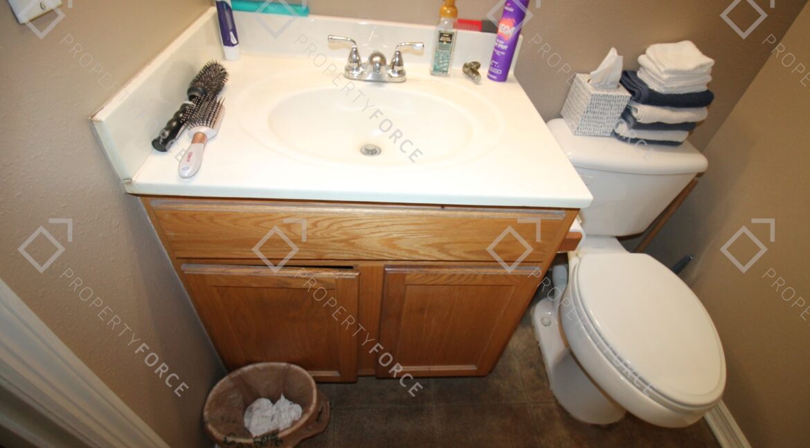 307 Plumtree Ave Spring Hill, FL 34606 (50)