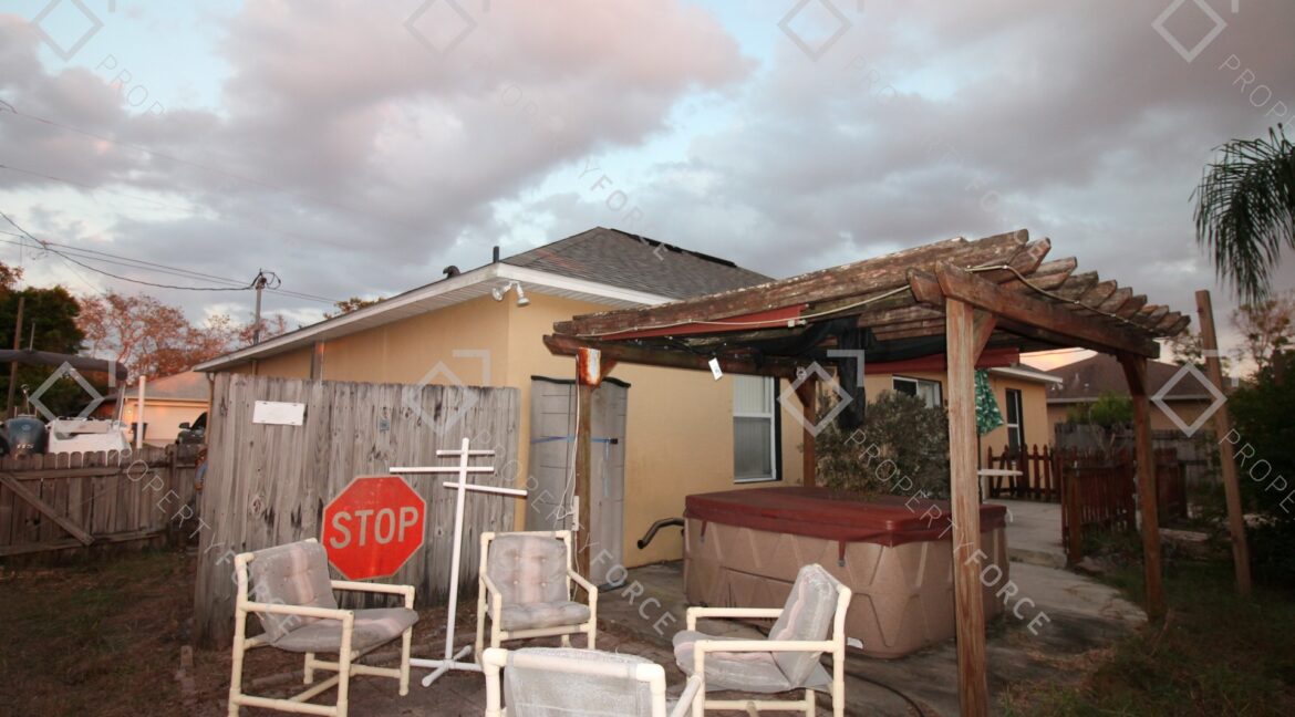 307 Plumtree Ave Spring Hill, FL 34606 (9)