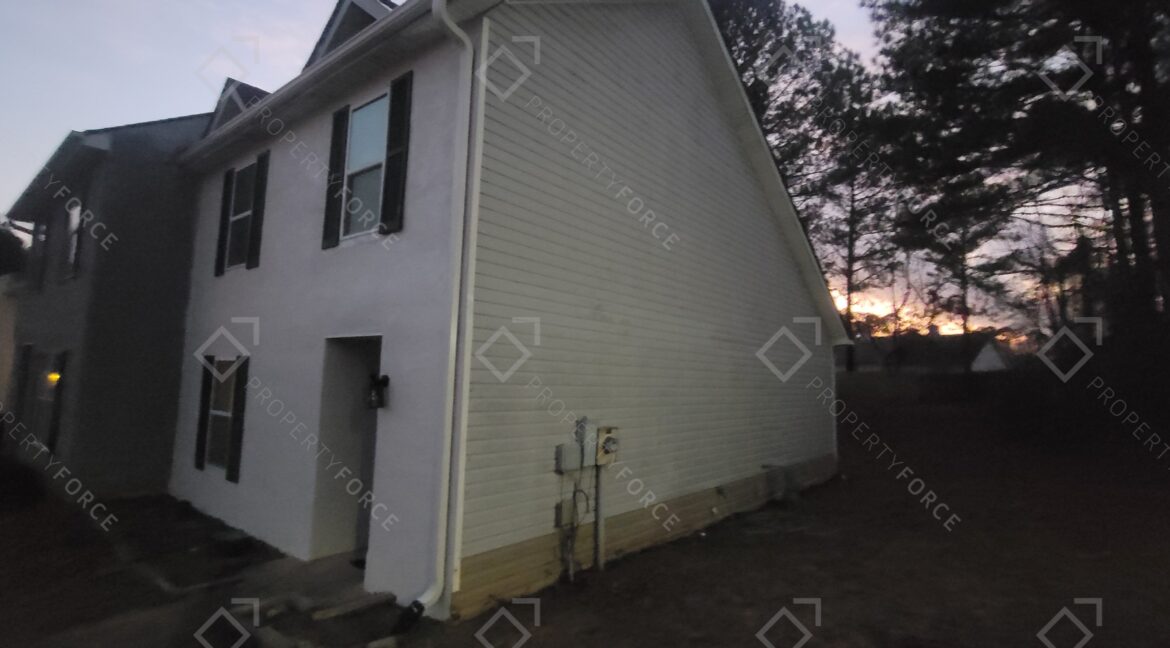 3519 Ten Oaks Cir Powder Springs GA 30127 (2)