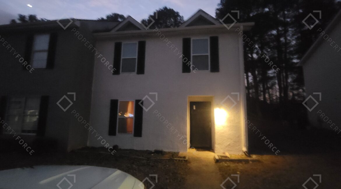 3519 Ten Oaks Cir Powder Springs GA 30127 (4)