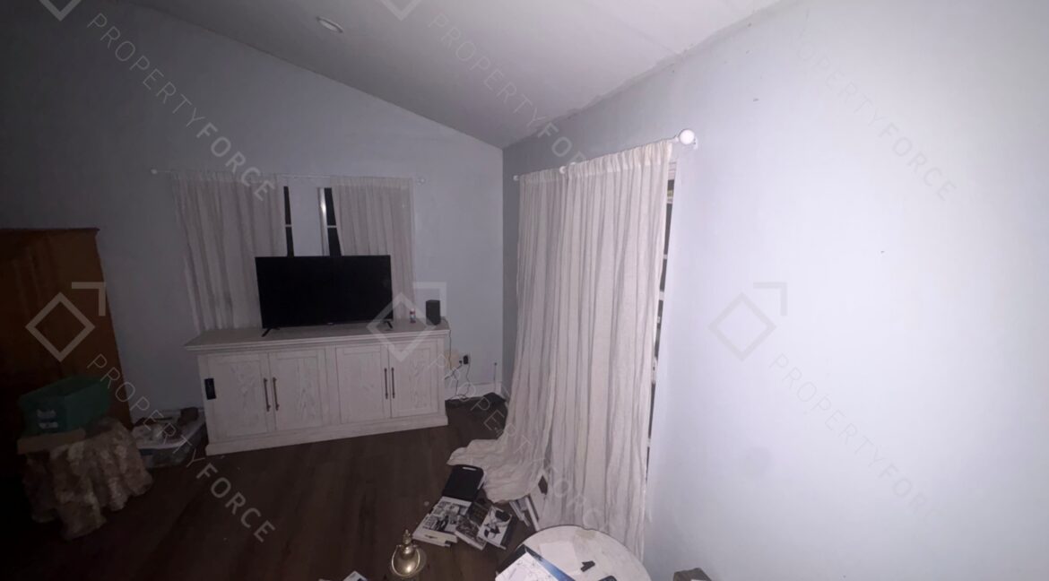 Photo Nov 26 2025, 7 31 26 PM