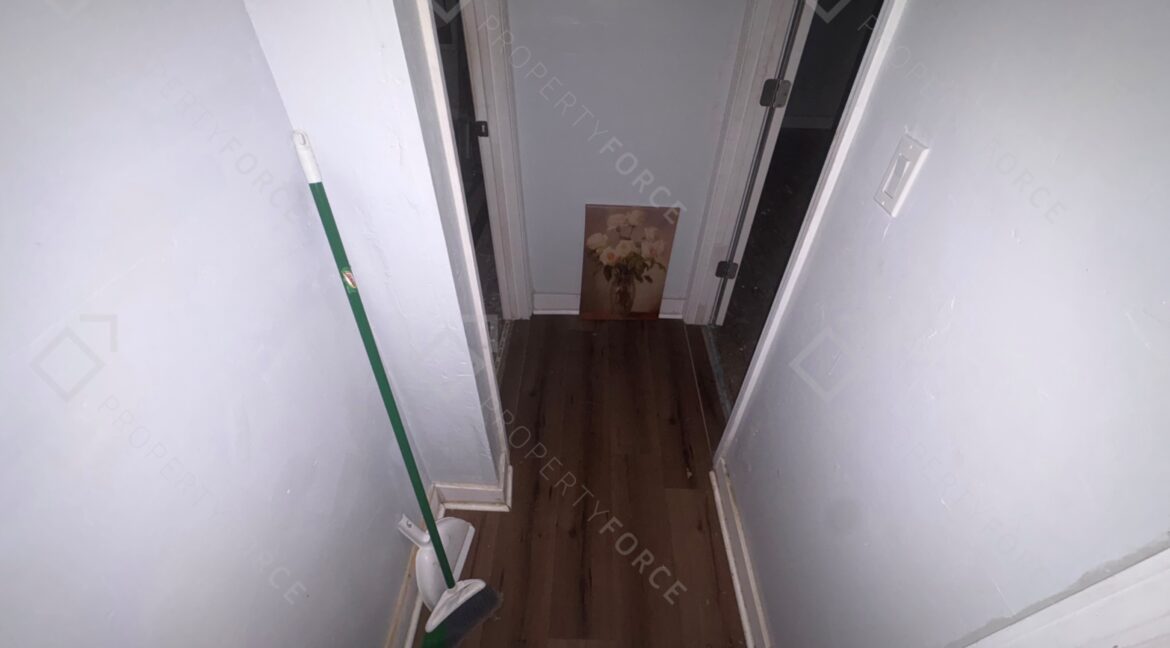 Photo Nov 26 2025, 7 33 20 PM