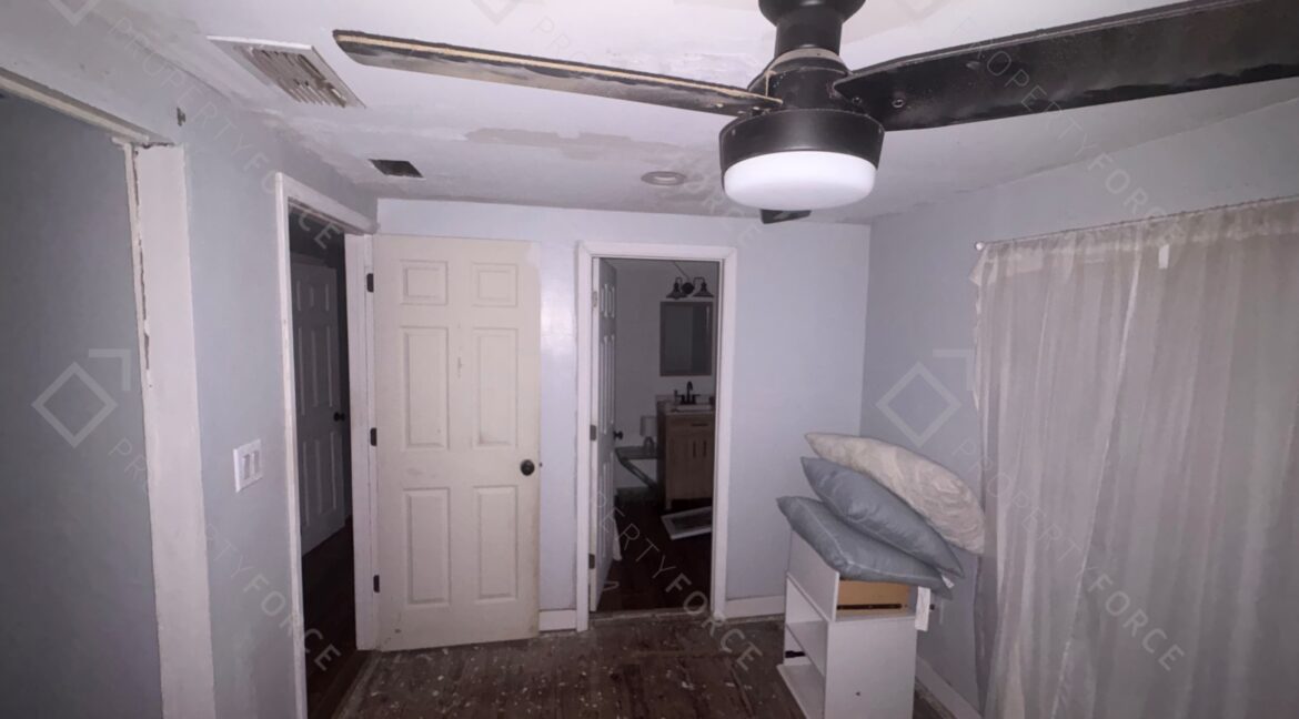 Photo Nov 26 2025, 7 35 14 PM