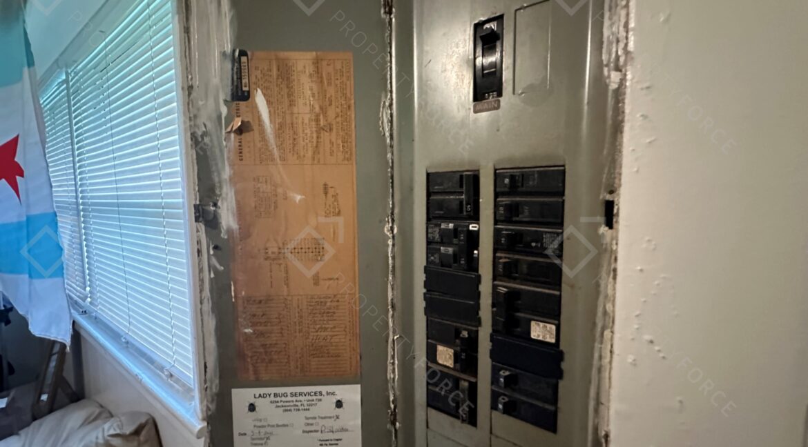 Photo Oct 07 2025, 5 25 46 PM