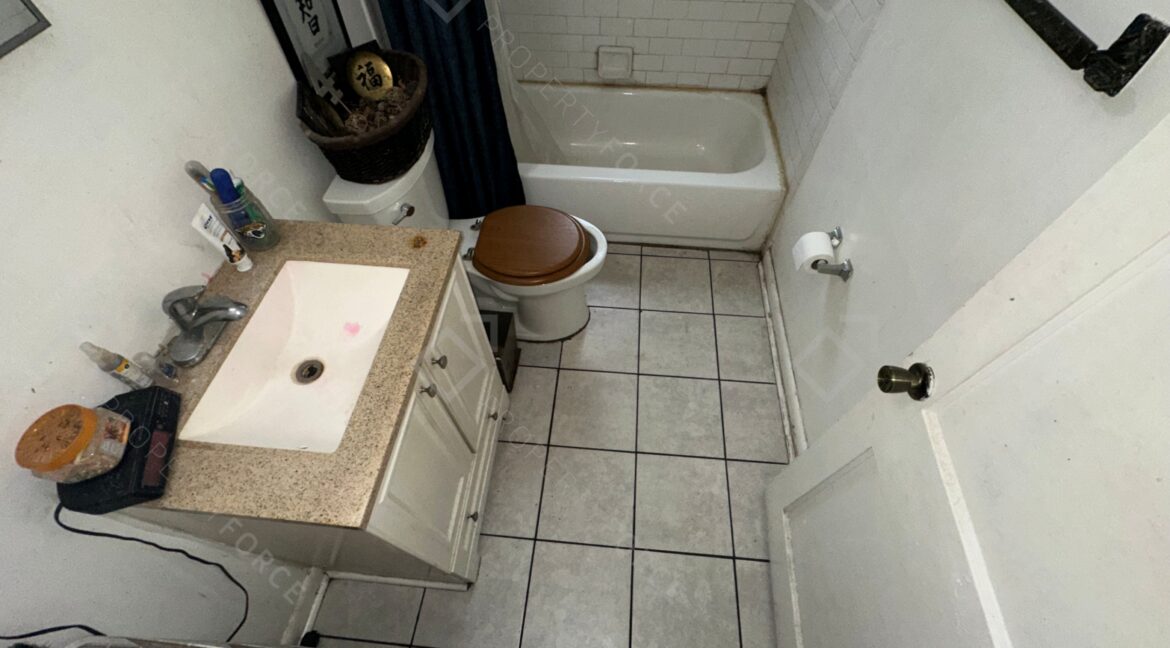 Photo Oct 07 2025, 5 28 55 PM