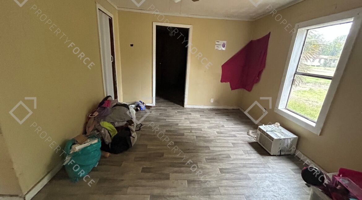 165 Malaga St NE Pelham GA 31779 (33)