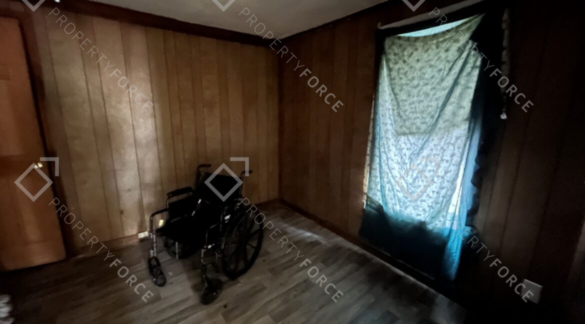 165 Malaga St NE Pelham GA 31779 (35)