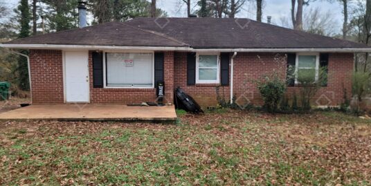 3701 Daisy Dr, Decatur, GA 30032