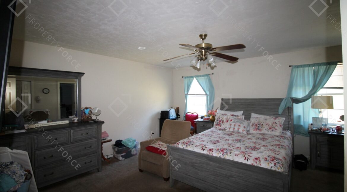 4553 SE 14th St, Ocala, FL 34471 (74)