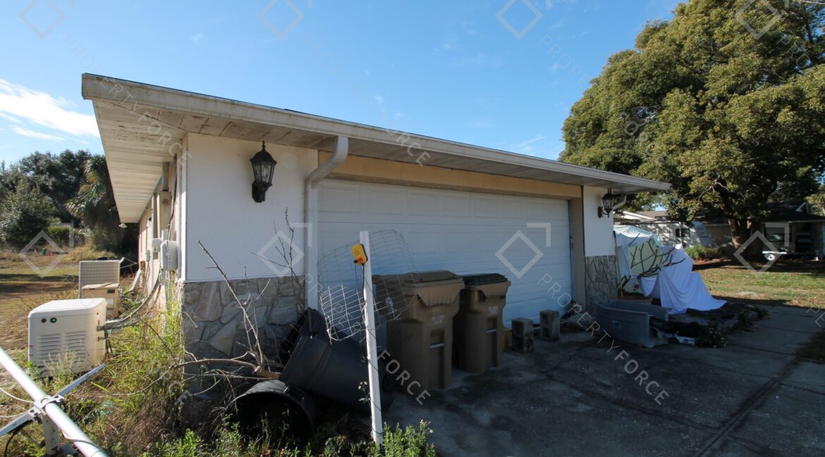 5115 Mockingbird Ln Fruitland Park, FL 34731 (24)