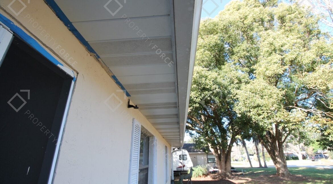 5115 Mockingbird Ln Fruitland Park, FL 34731 (77)