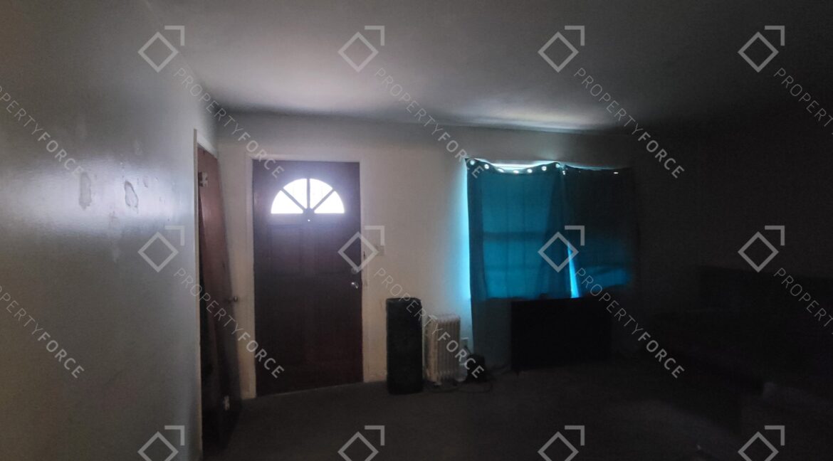 5370 Longmeadow Ln Atlanta, GA 30349 (10)